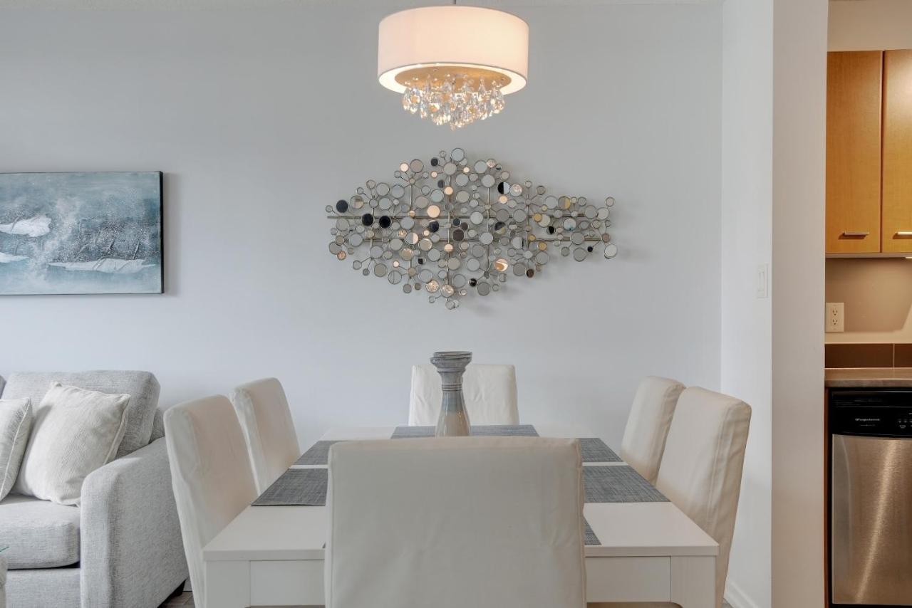 The Astoria Flair Apartment วิกตอเรีย ภายนอก รูปภาพ
