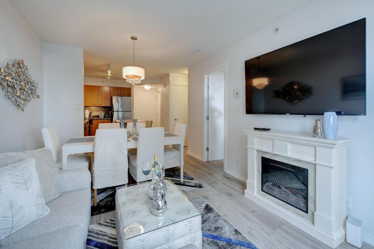 The Astoria Flair Apartment วิกตอเรีย ภายนอก รูปภาพ